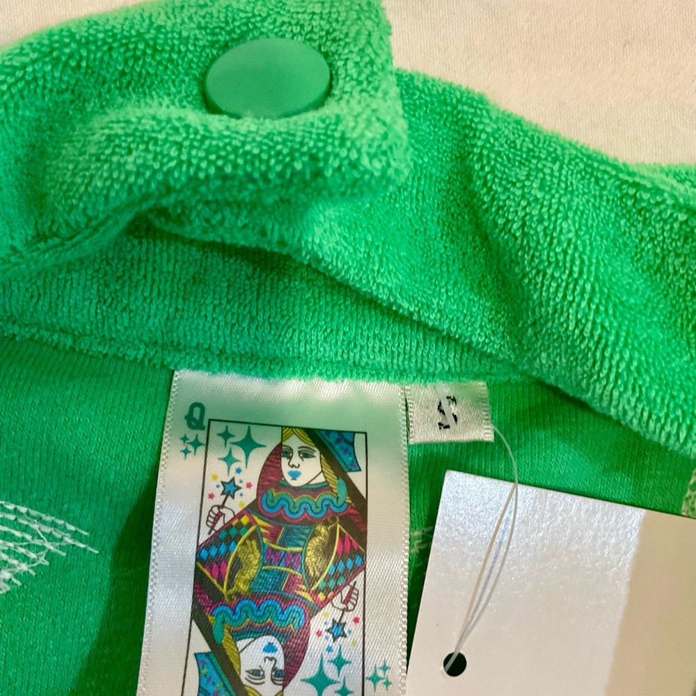 NWT size Small Queen of Sparkles Green terry cloth Umbrella Top